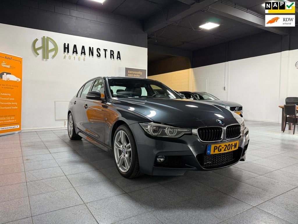 BMW 3-serie 318i Centennial High Executive M-Sport leder Int, Auto's, BMW, Automaat, Gebruikt, Lichtsensor, 19 km/l