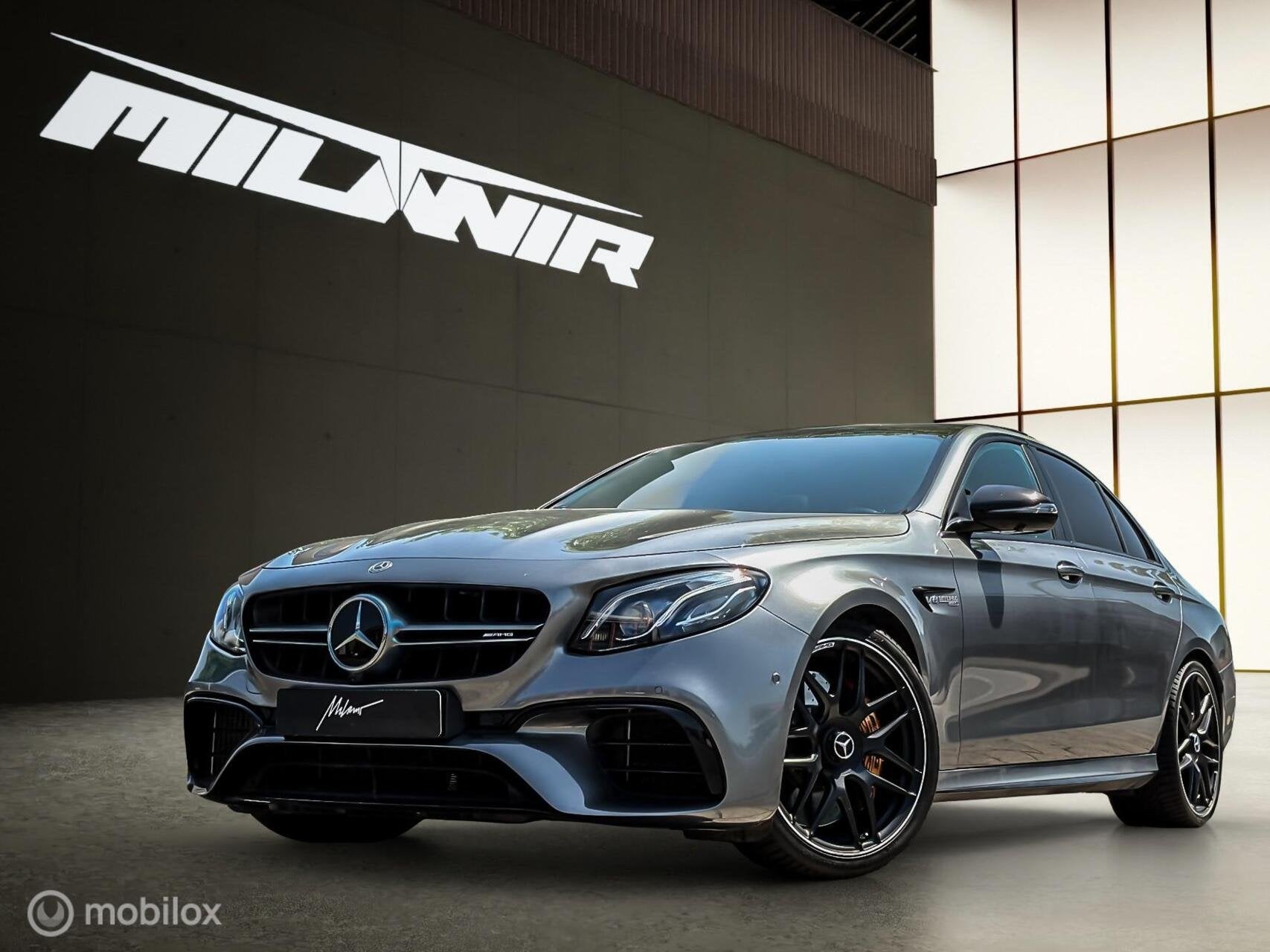 Mercedes E-klasse AMG 63 S 4MATIC |Pano|Memory|Keramisch|Bur, Auto's, Mercedes-Benz, Automaat, Gebruikt, Vierwielaandrijving, Sedan