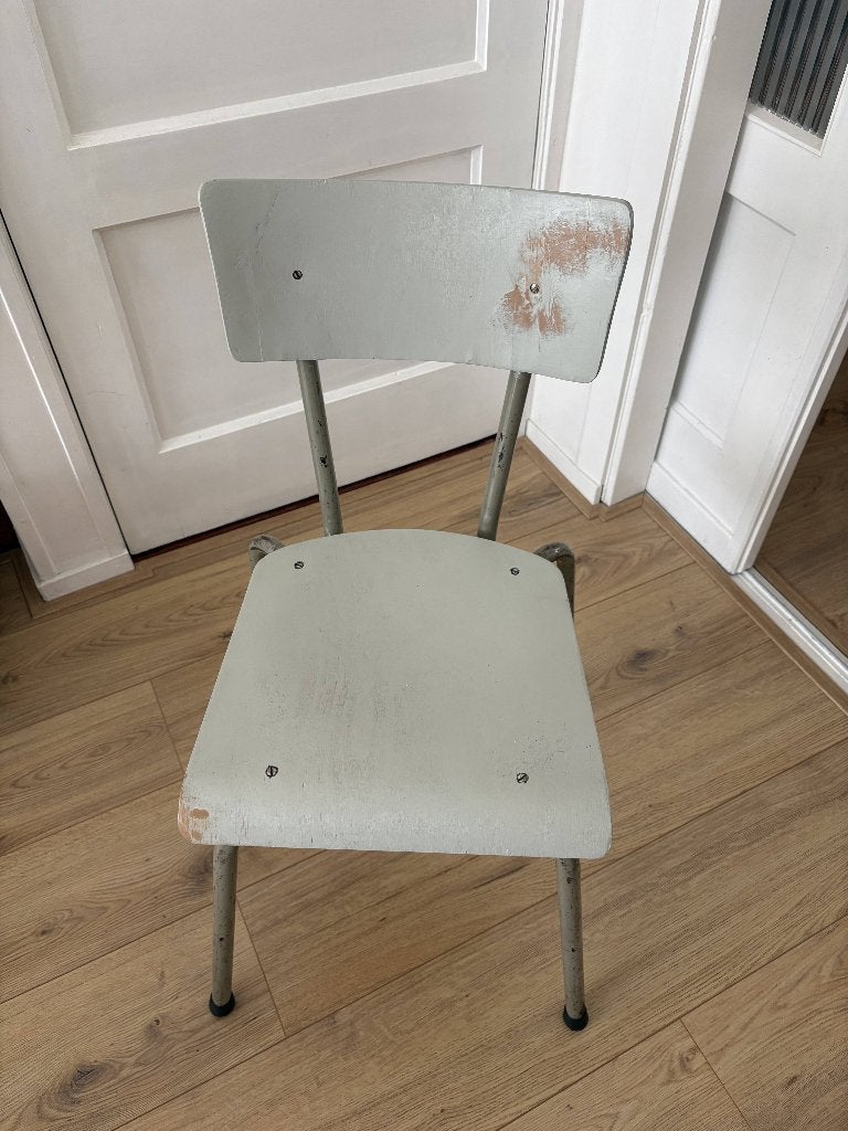 Schoolstoelen, Huis en Inrichting, Stoelen, Ophalen, Gebruikt, Overige kleuren, Vier