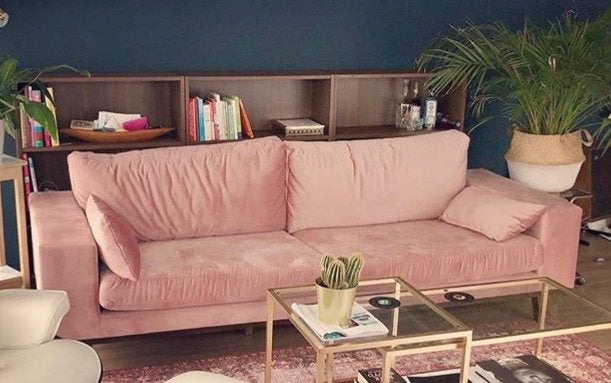 Bank Torino roze velvet, b 237 x d 88 x h 81 cm, Huis en Inrichting, Banken | Bankstellen, Ophalen, Zo goed als nieuw, 75 tot 100 cm