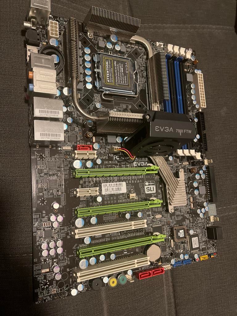 EVGA nForce 790i SLI FTW Moederbord - Socket 775, Computers en Software, Moederborden, Ophalen, Gebruikt, Overige typen, DDR3
