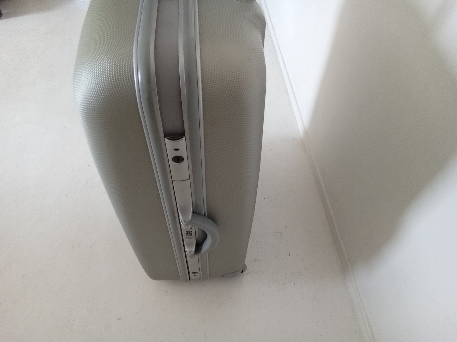 Koffer Zeer Grote uitvoering, Ophalen, Hard kunststof, 45 tot 55 cm, Zo goed als nieuw