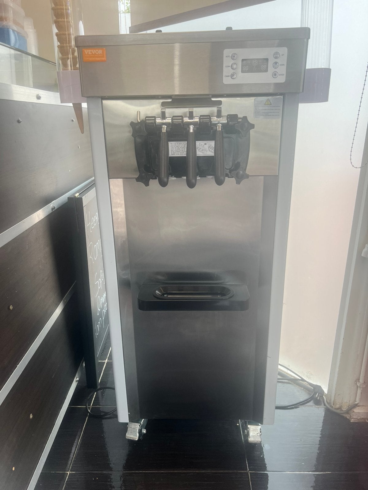 Vevor professionele Softijsmachine-zo goed als nieuw, Witgoed en Apparatuur, Ophalen, Zonder vriesvak, 160 cm of meer, Zo goed als nieuw