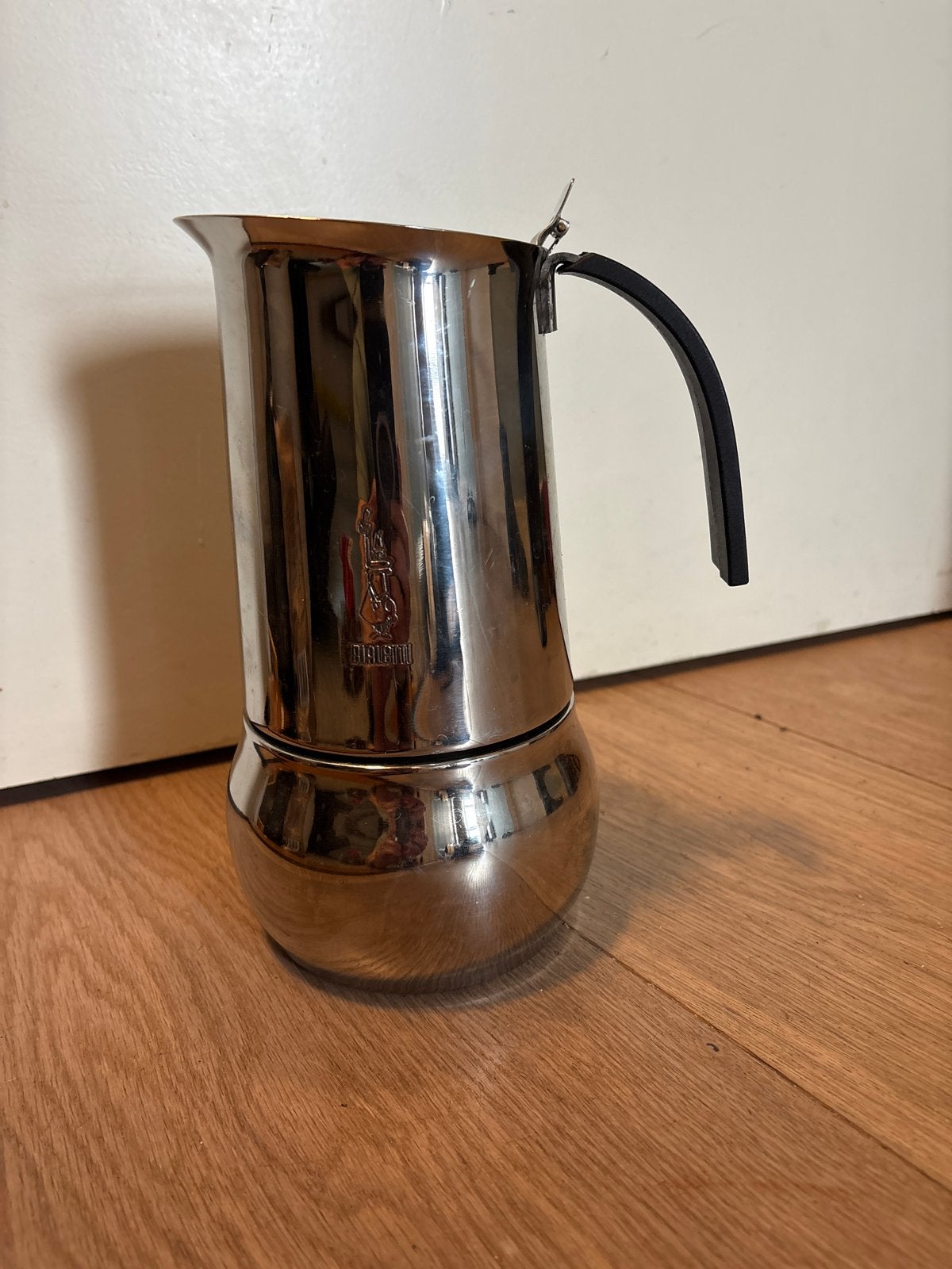 Bialetti RVS Espressomaker - Zo goed als nieuw, Espresso apparaat, Gemalen koffie, Ophalen of Verzenden, Zo goed als nieuw
