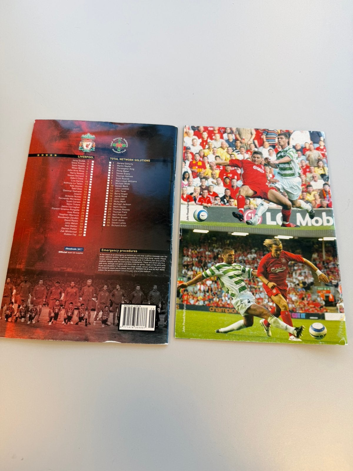 Liverpool TNS Champions League 2005 Programmaboekjes 2x, Boeken, Ophalen of Verzenden, Zo goed als nieuw, Balsport