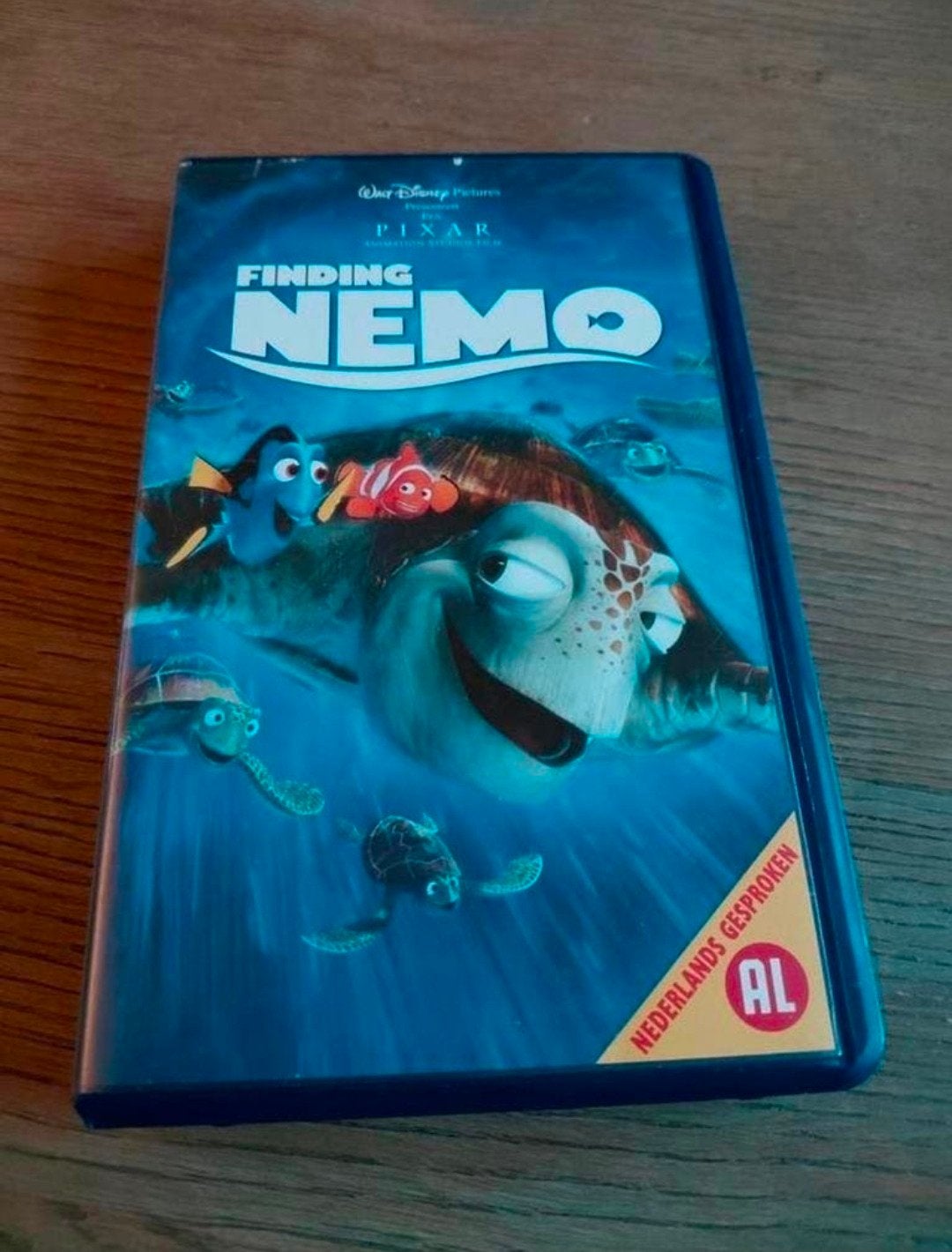 Disney Pixar Finding Nemo videoband., Gebruikt, Tekenfilm, Alle leeftijden, Ophalen of Verzenden