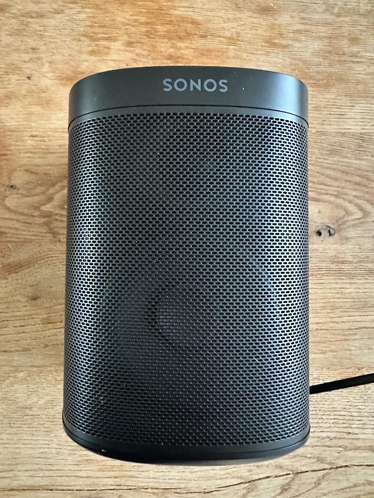 Sonos One zwart, Ophalen of Verzenden, Zo goed als nieuw, Sonos, Minder dan 60 watt