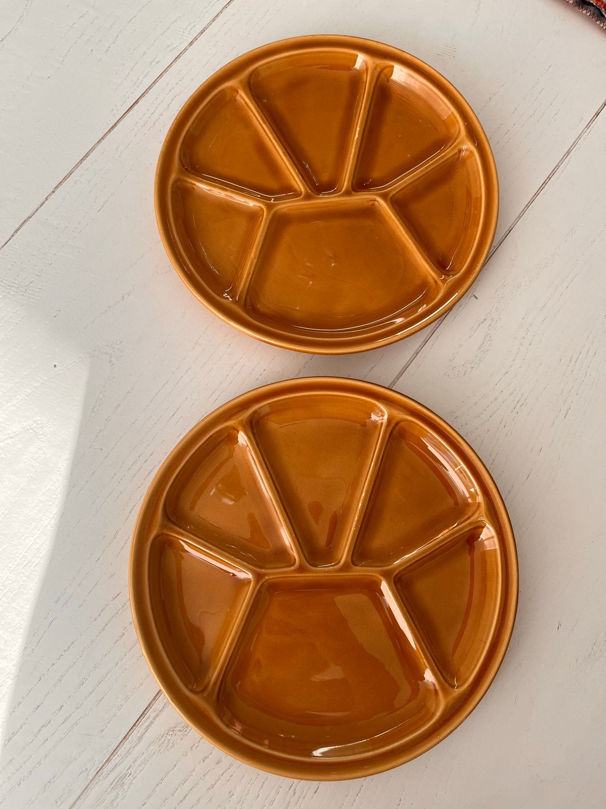 2 Vintage Gien France Fondueborden - Mosterdgeel - 21,5 cm, Gebruikt, Overige merken, Keramiek, Vintage