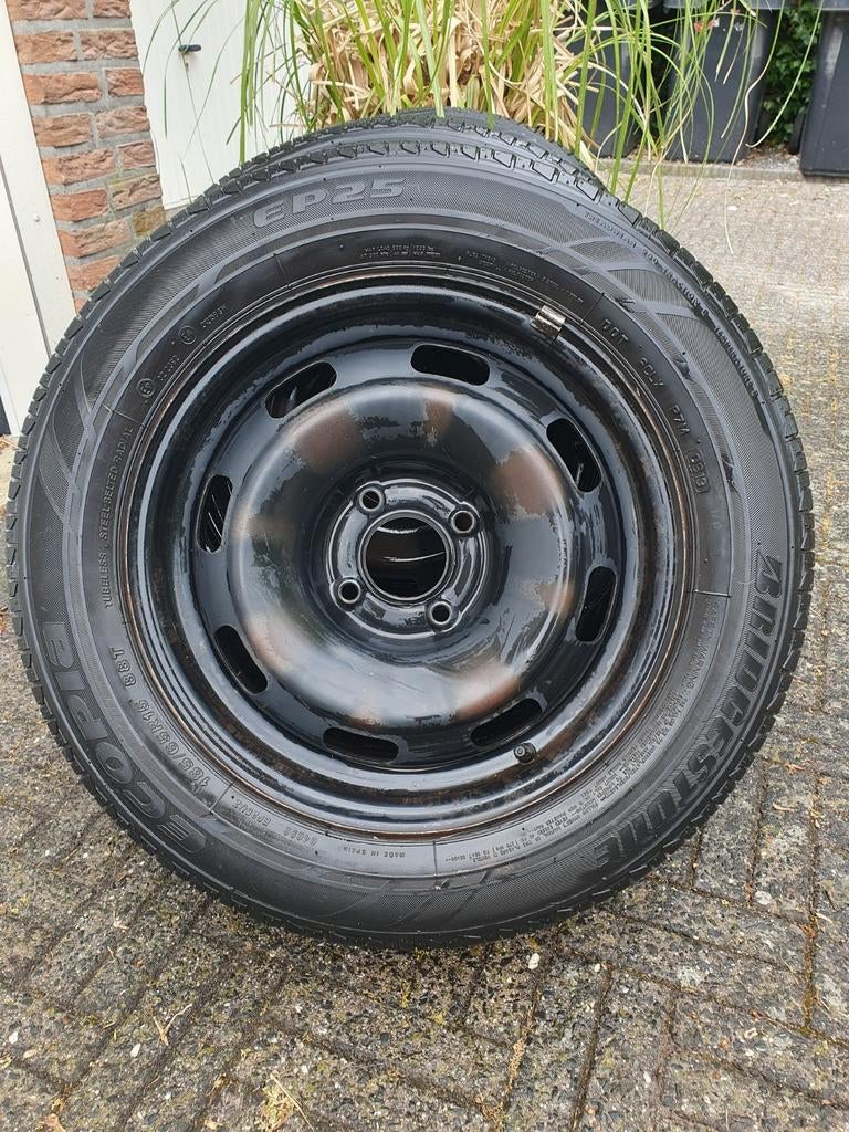 Set Zomerbanden peugeot 208, Ophalen of Verzenden, Gebruikt