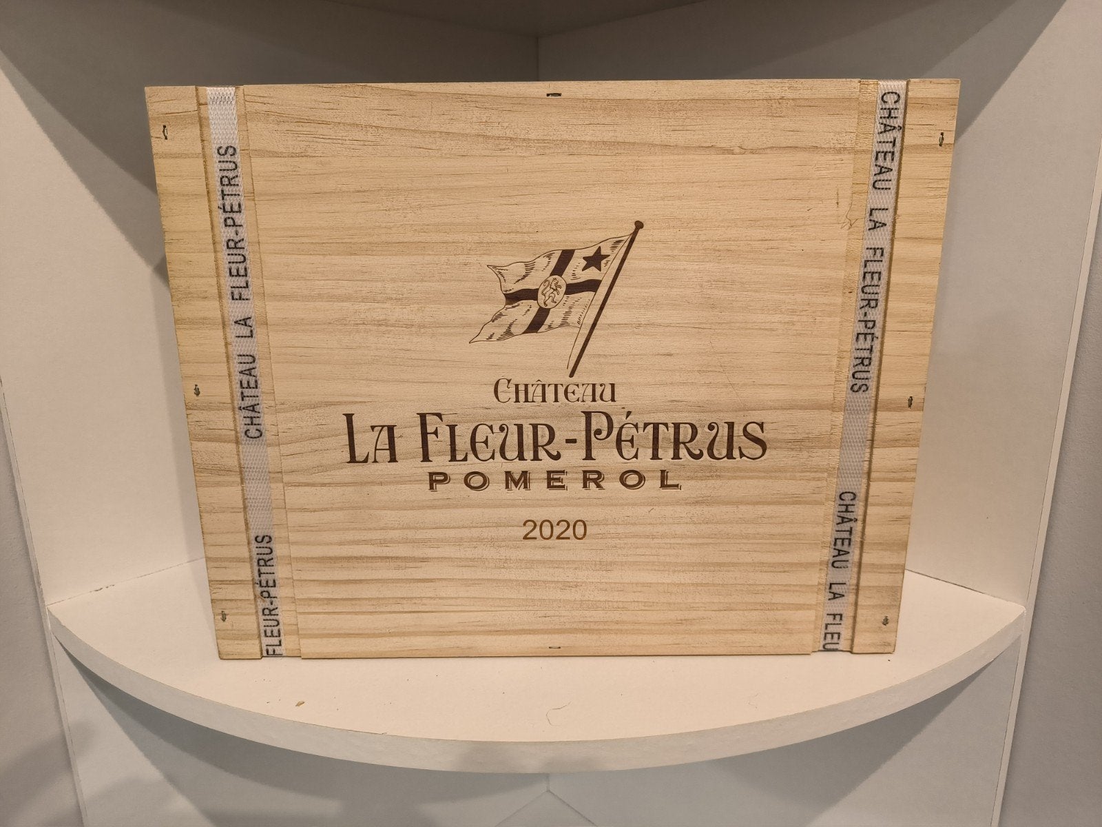 3 x Château Lafleur Petrus 2020 in een doos, Verzamelen, Verzenden, Frankrijk, Zo goed als nieuw, Rode wijn