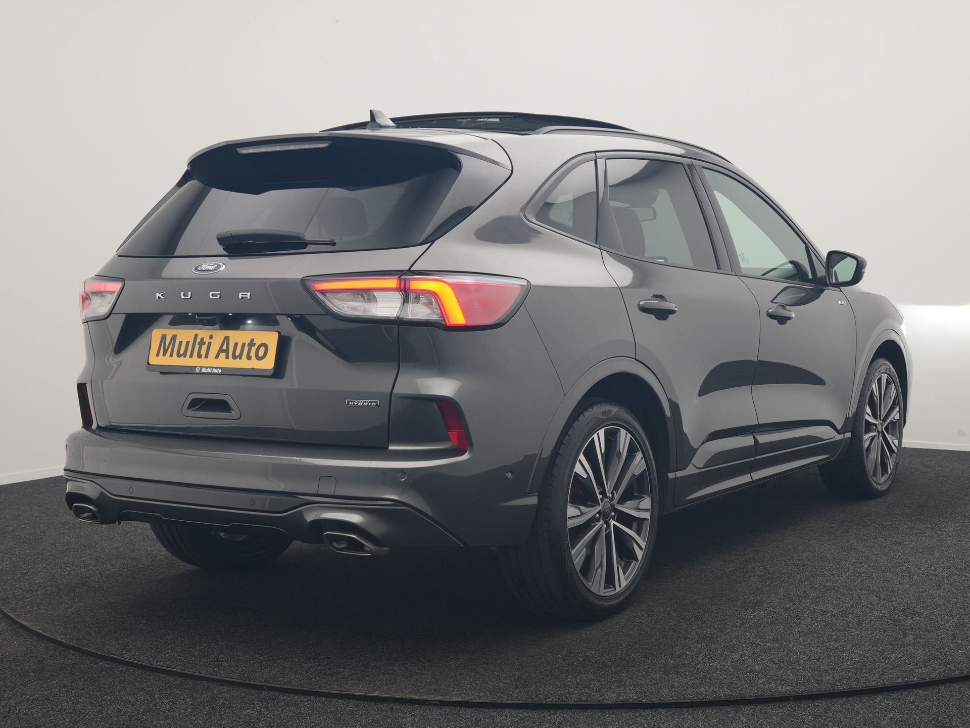 Ford Kuga 2.5 PHEV ST-Line X 225pk Dealer O.H | Trekhaak Afn, Dealer onderhouden, Gebruikt, Zwart, 4 cilinders