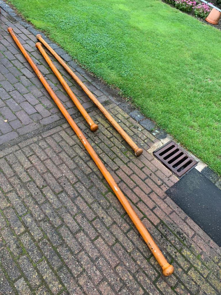 2 houten trap leuningen, Ophalen, Gebruikt, 2 tot 4 meter