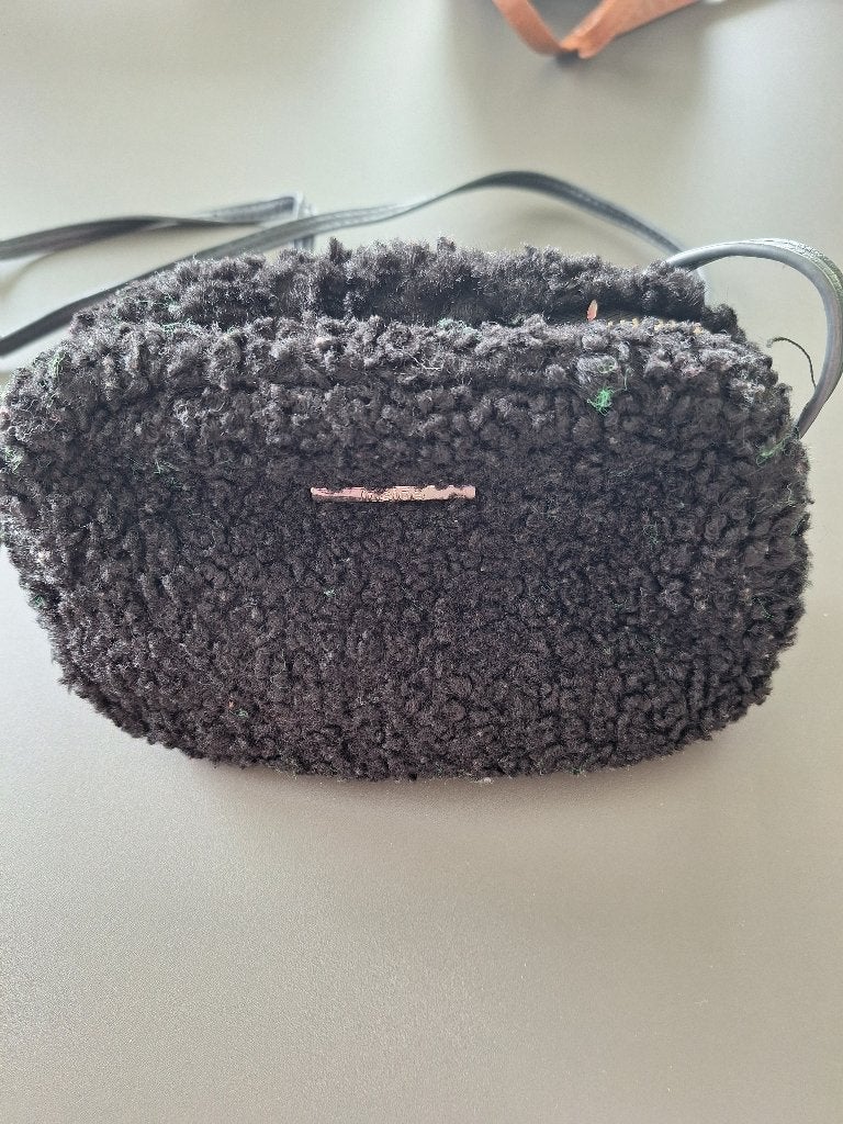 teddy crossbody damestas, Ophalen of Verzenden, Zo goed als nieuw, Zwart, Schoudertasje
