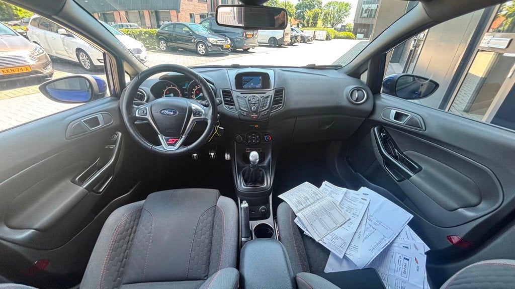 Ford Fiesta 100pk ST-LINE 5DRS | AIRCO | CRUISE CONTROL | D-, Blauw, 23 km/l, Bedrijf, Handgeschakeld