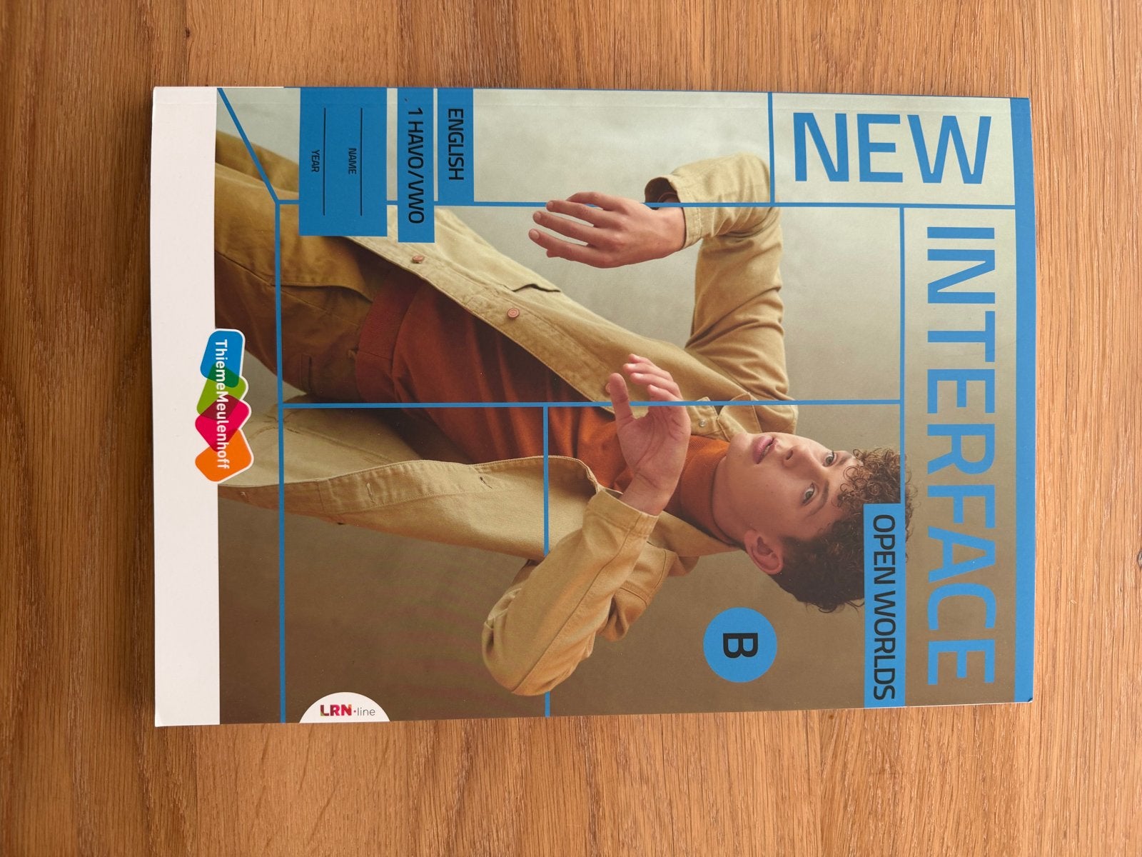 New Interface English 1 HAVO/VWO B - Zo goed als nieuw, Boeken, Ophalen of Verzenden, Alpha, Zo goed als nieuw, HBO