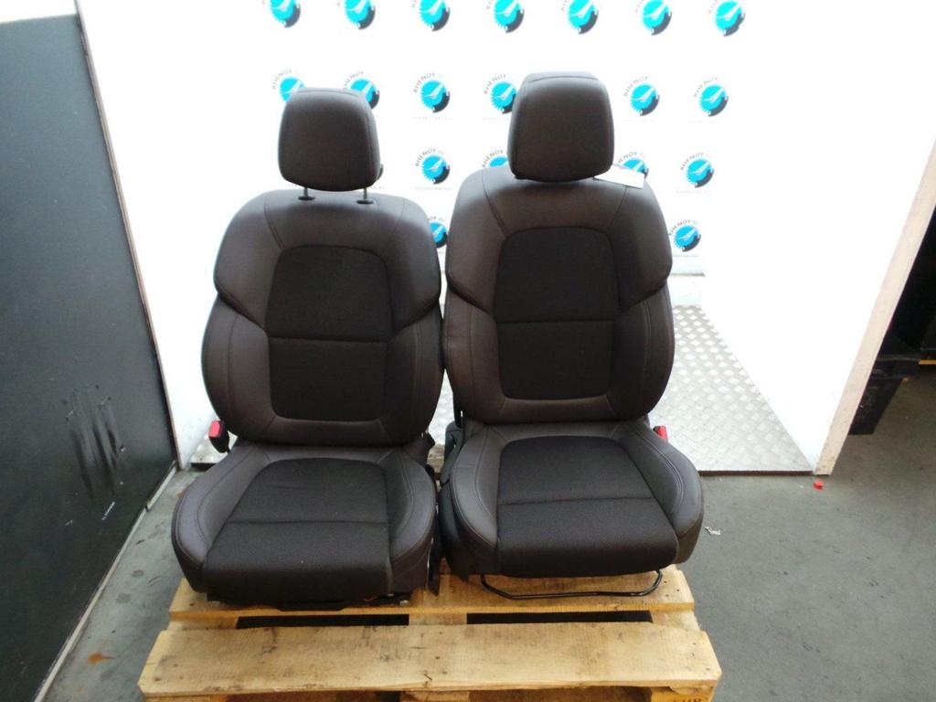 RENAULT ESPACE INTERIEUR COMPLEET 2015, Auto-onderdelen, Interieur en Bekleding, Ophalen of Verzenden, Gebruikt, Stiba lid
