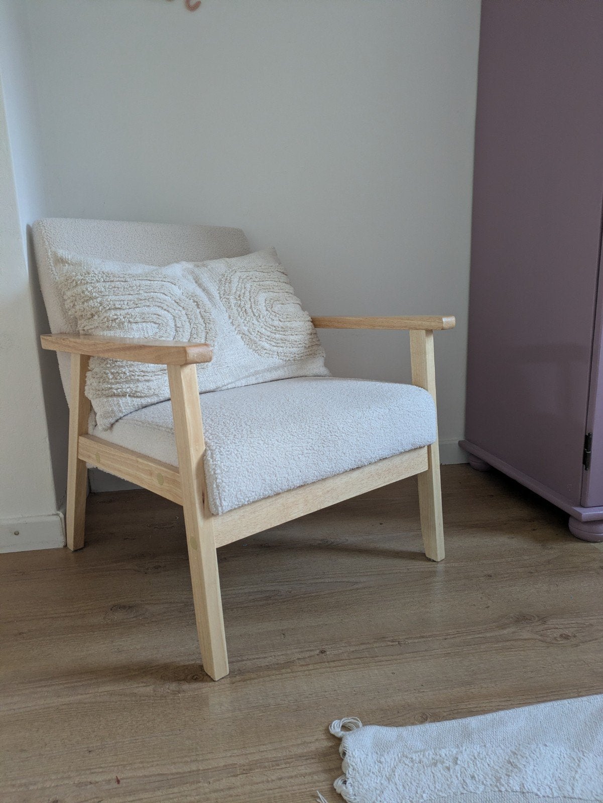 Comfortabele fauteuil met houten frame en teddy stof, Ophalen, Hout, Overige kleuren, Eén