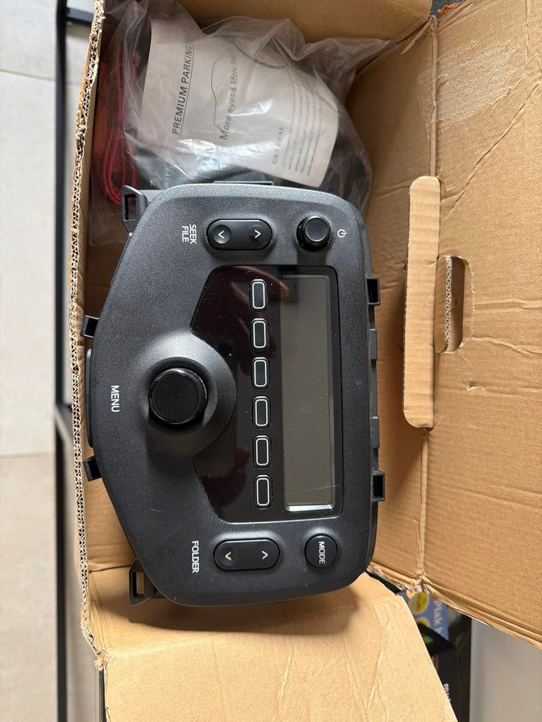 Peugeot 108 radio - Zo goed als nieuw, Auto diversen, Ophalen of Verzenden, Zo goed als nieuw