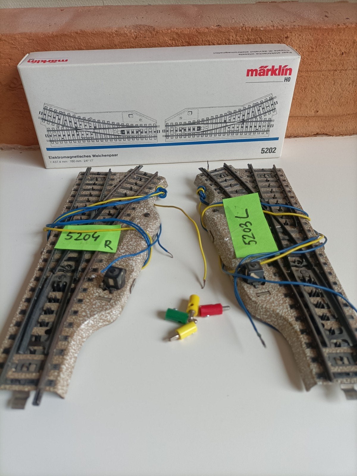 Märklin 5202 Elektromagnetisch Wisselpaar (Rechts en Links), Wisselstroom, Gebruikt, Rails, Ophalen of Verzenden