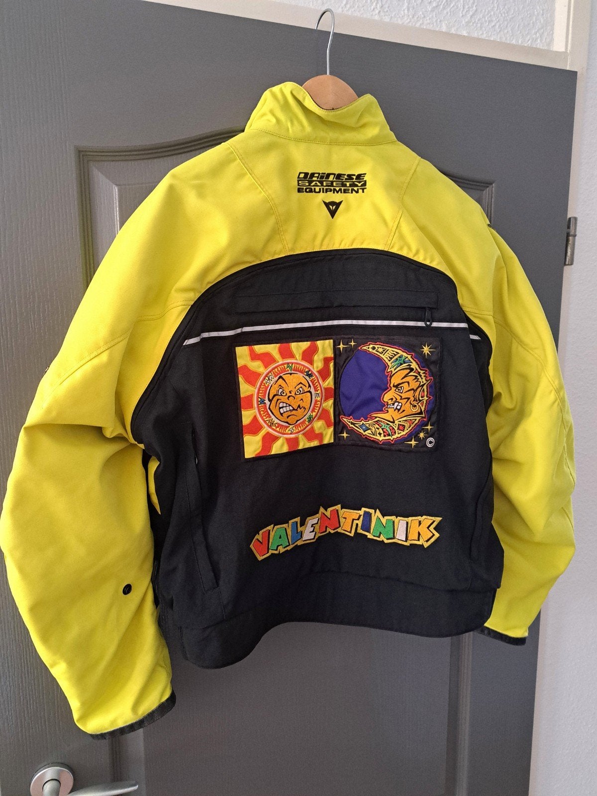Zeer nette vintage 90s Dainese textiel motorjas Rossi mt 50, Motoren, Dainese, Jas | textiel, Heren, Ophalen of Verzenden