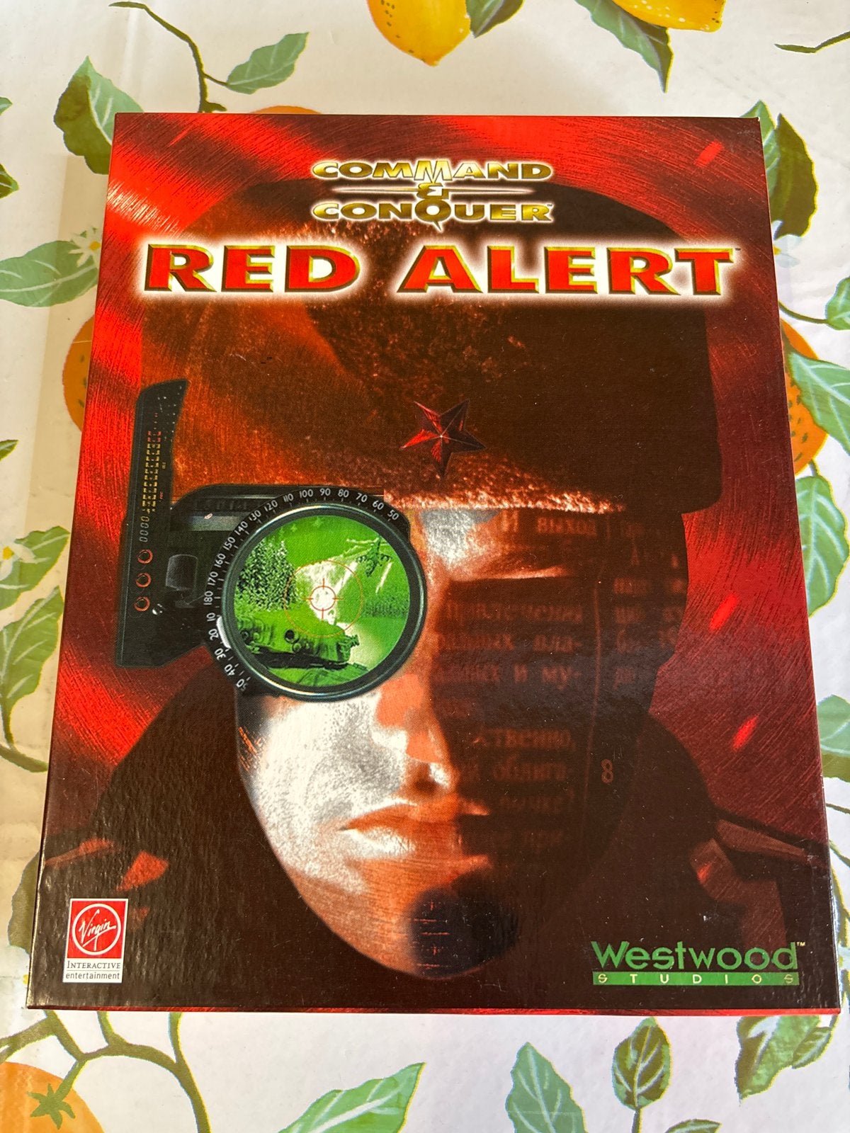 Command & Conquer Red Alert PC CD-ROM (Westwood Studios), Spelcomputers en Games, Games | Pc, Gebruikt, Eén computer, Ophalen of Verzenden