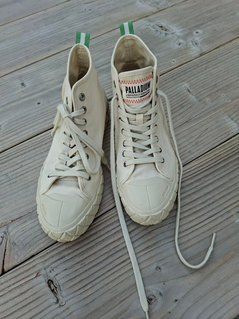 Sneaker, creme +groen accent, merk Palladium en maat 41 UK 7, Ophalen, Zo goed als nieuw, Groen, Sneakers of Gympen