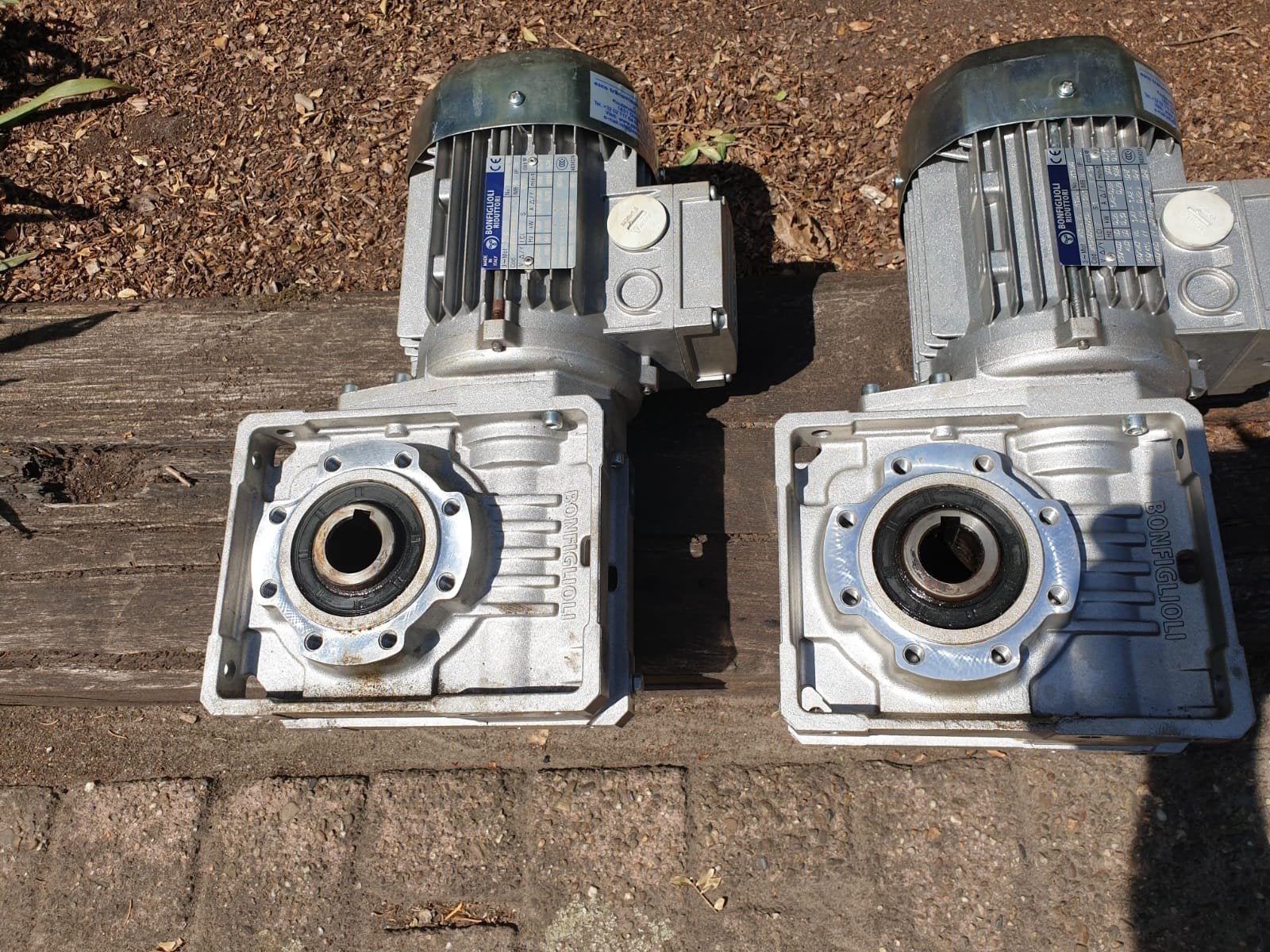 Te koop 2 reductor motors i.g.s zie foto's., Ophalen