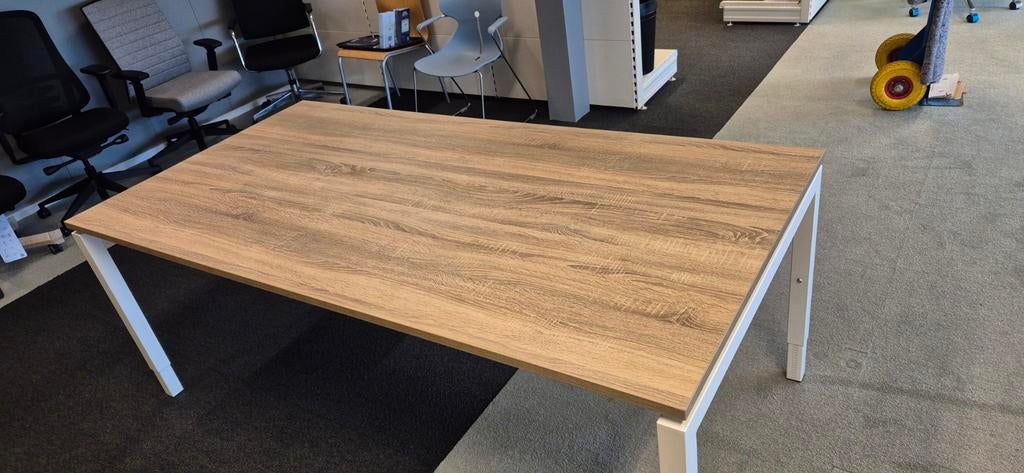 Modern bureau 160x80cm instelbaar in hoogte, Werkplek, Ophalen, Bureau