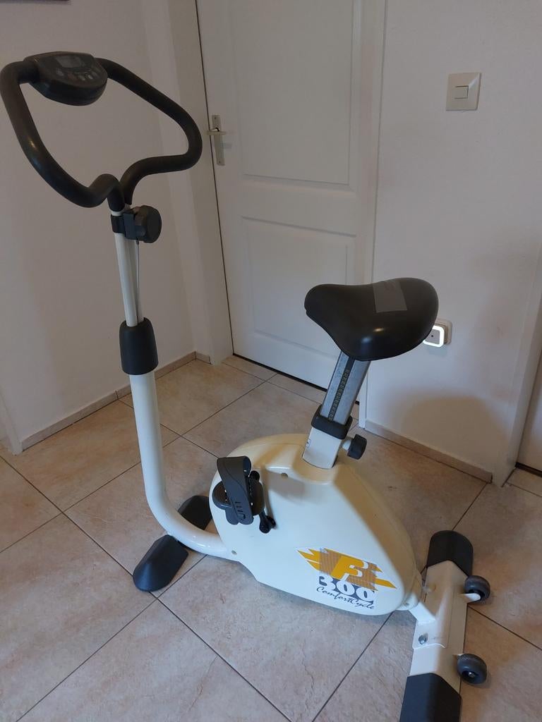 Hometrainer T3 500 Comfort Cycle - Gebruikt, Gebruikt, Ophalen of Verzenden, Metaal, Benen