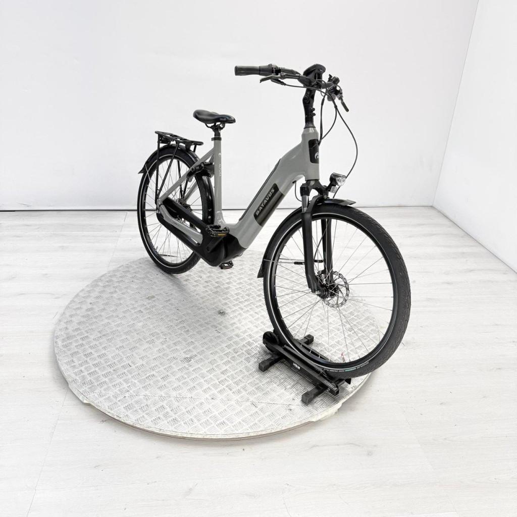 Batavus Altura Dames Kleigrijs glans 56cm 2023, Gebruikt, -, - 0
-, NL, Batavus