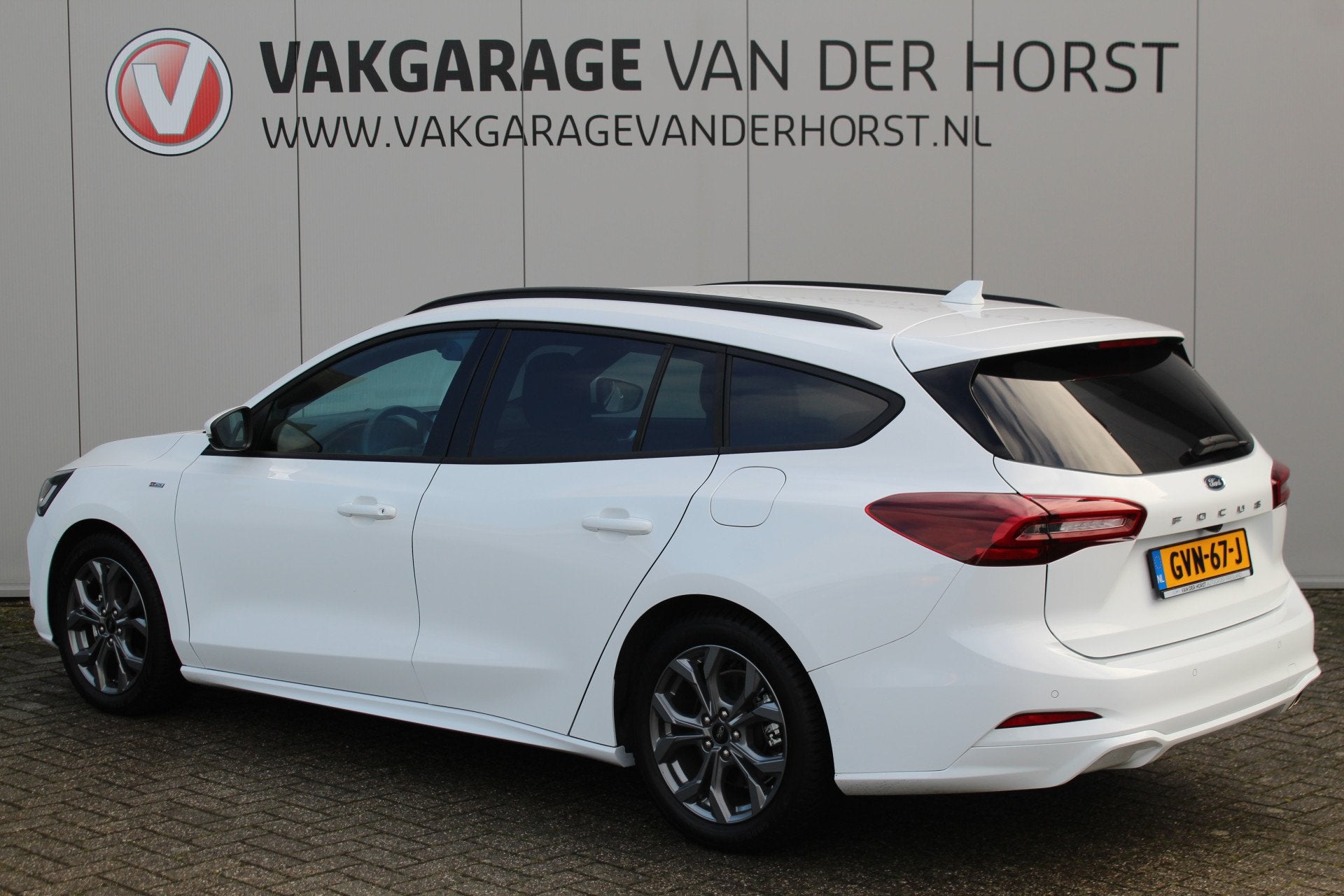 Ford FOCUS Wagon 1.0-125pk EcoBoost Mild-Hybrid ST-Line In n, 12 maanden, Gebruikt, Wit, Handgeschakeld