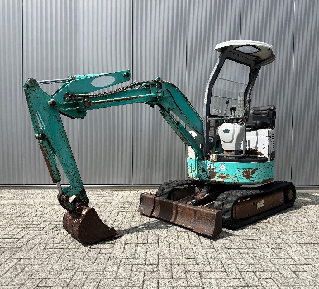 IHI minigraver - 2500kg - Binnendraaier - Gebruikt - BTW, Ophalen, Graafmachine