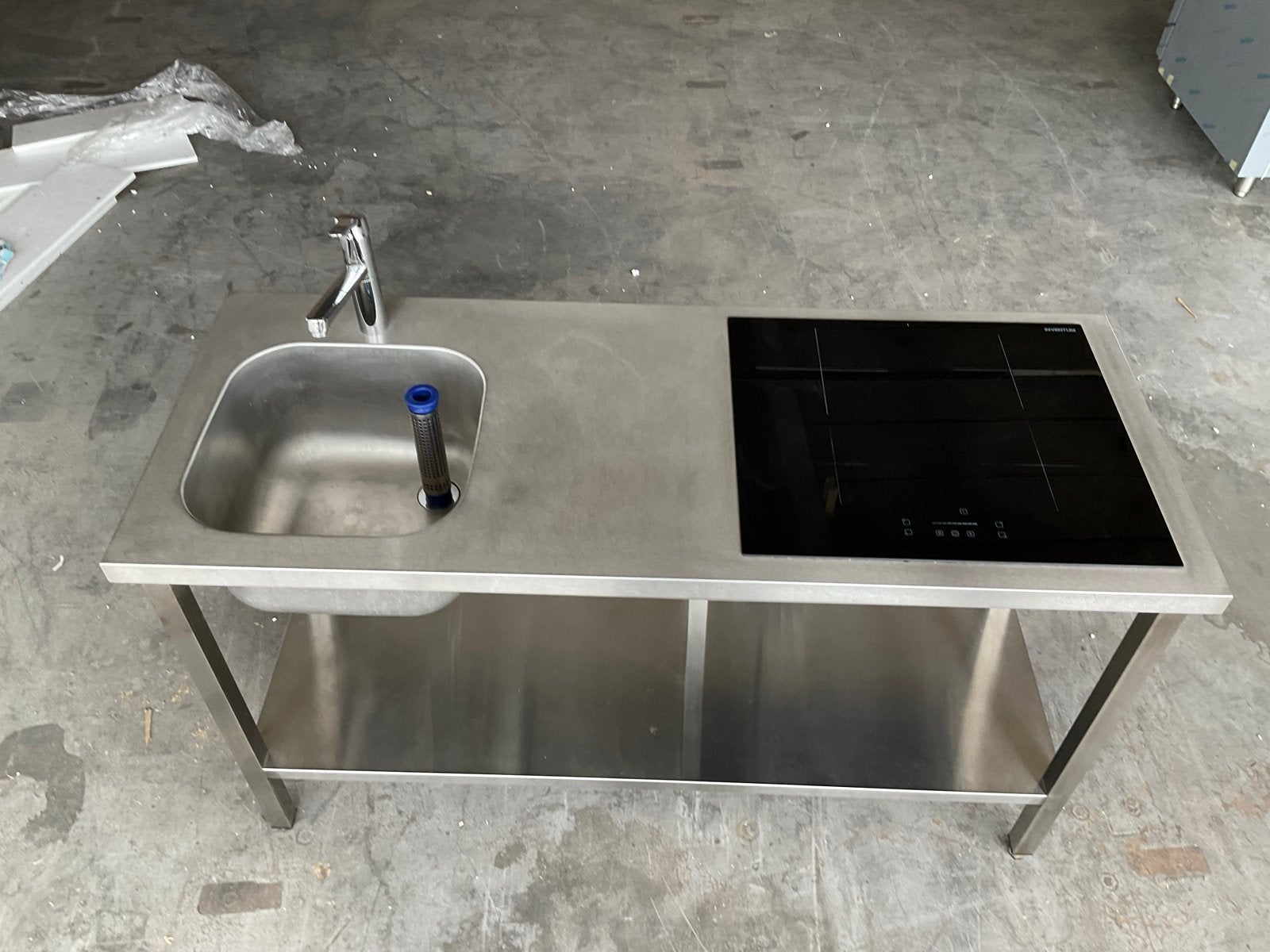 RVS Werktafel met Spoelbak en Inventum Inductie Kookplaat, Witgoed en Apparatuur, Kookplaten, Ophalen, 4 kookzones, Zo goed als nieuw