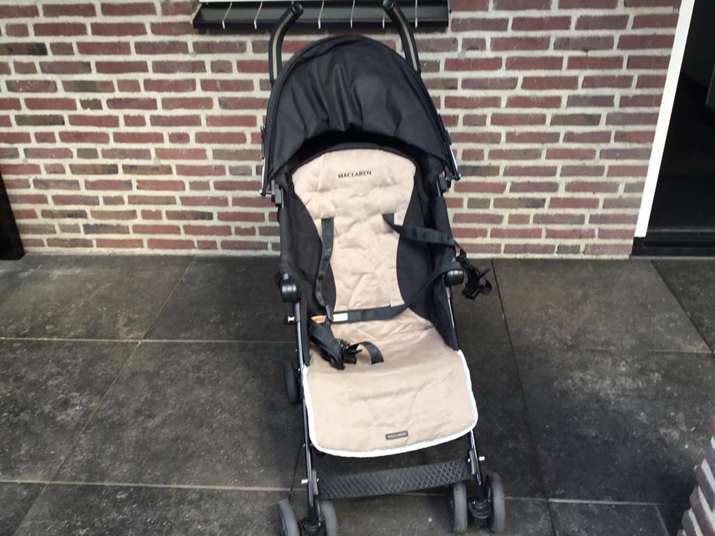 Maclaren Quest buggy, Ophalen, Zo goed als nieuw, Maclaren, Zonnekap