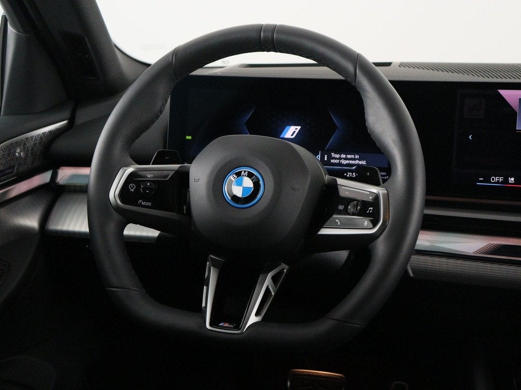 BMW 5 Serie Touring 550e xDrive M Sport Pro (bj 2025), Auto's, Automaat, Gebruikt, Blauw, Overige brandstoffen