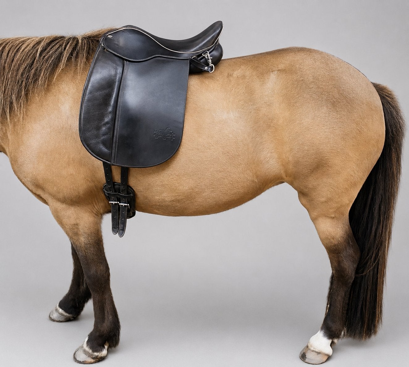 Prydi IJslander zadel 17,5 inch zwart witte bies, Dieren en Toebehoren, Ophalen of Verzenden, Zo goed als nieuw, Dressuur