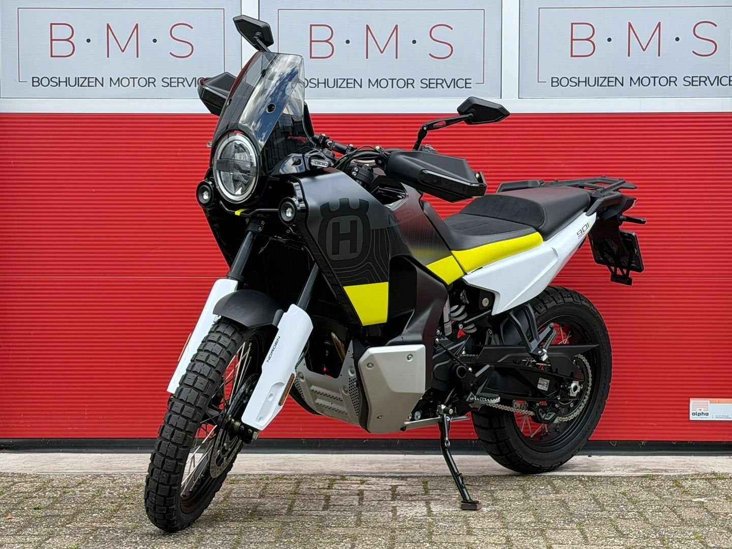 HUSQVARNA NORDEN  901 (bj 2024), 2 cilinders, Motorrijbewijs A, Onbekend, Overig