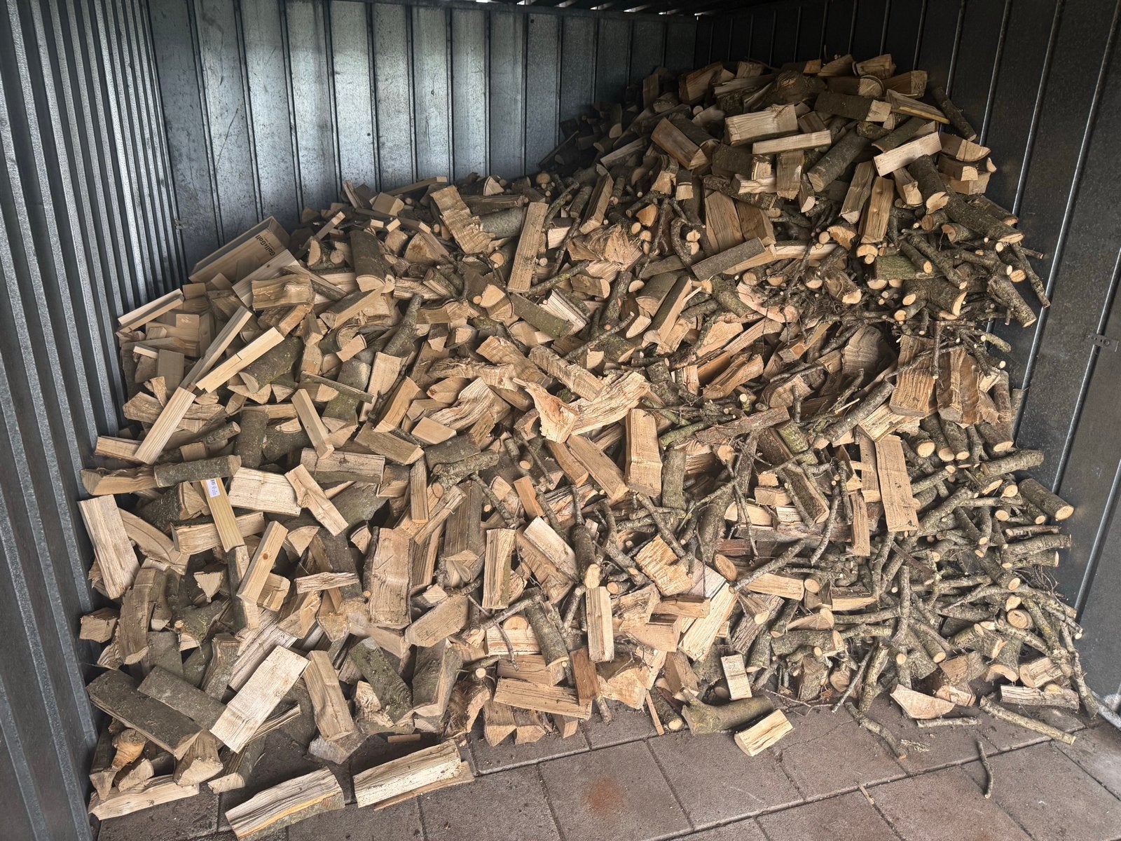 Brandhout - Diverse Houtsoorten, Gekloofd en Droog, Tuin en Terras, Ophalen, Blokken