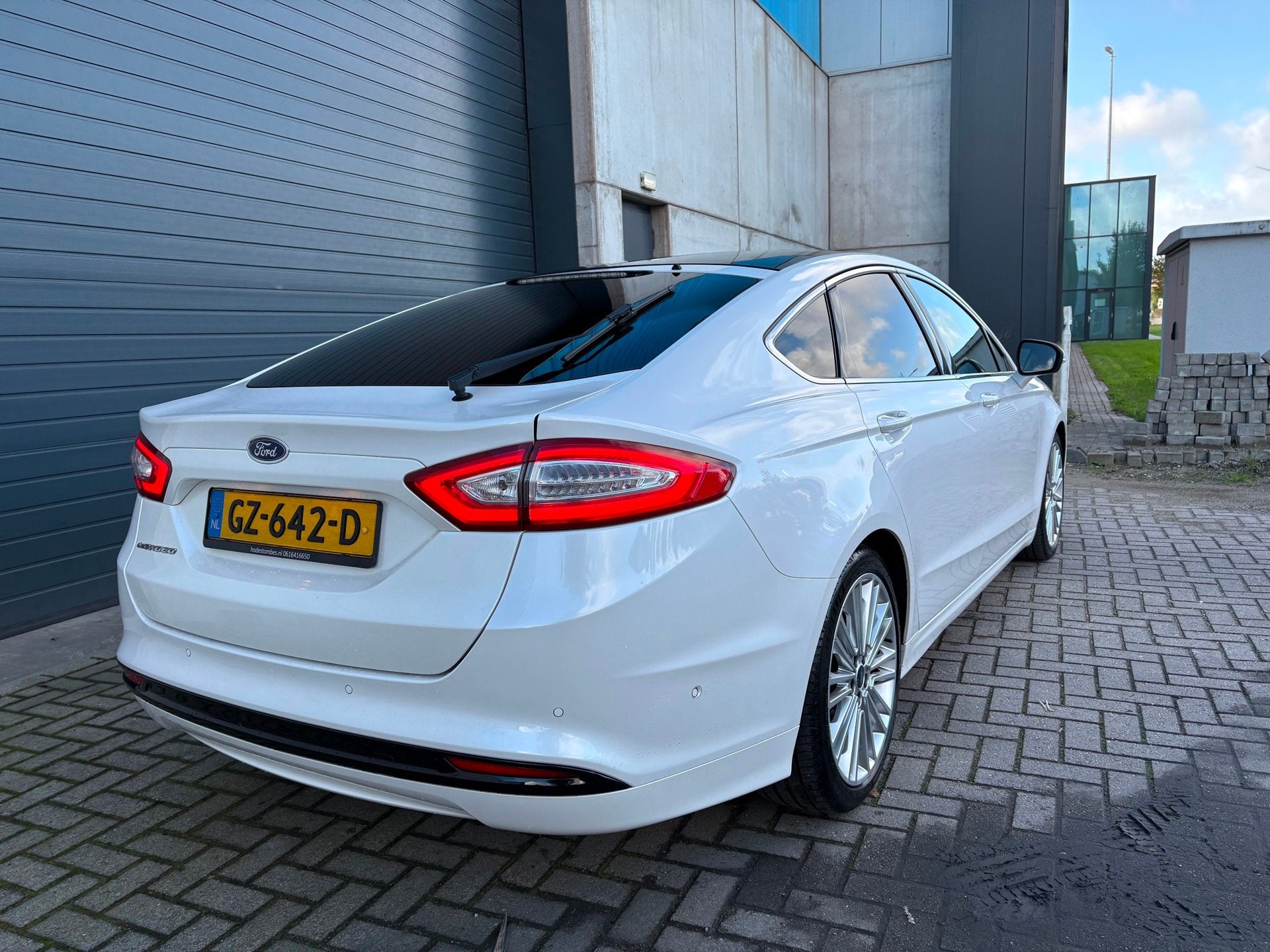 Ford Mondeo 1.5 TDCi Titanium LED PANO NAVI CLIMA 2015, Auto's, Voorwielaandrijving, Gebruikt, Euro 6, 4 cilinders
