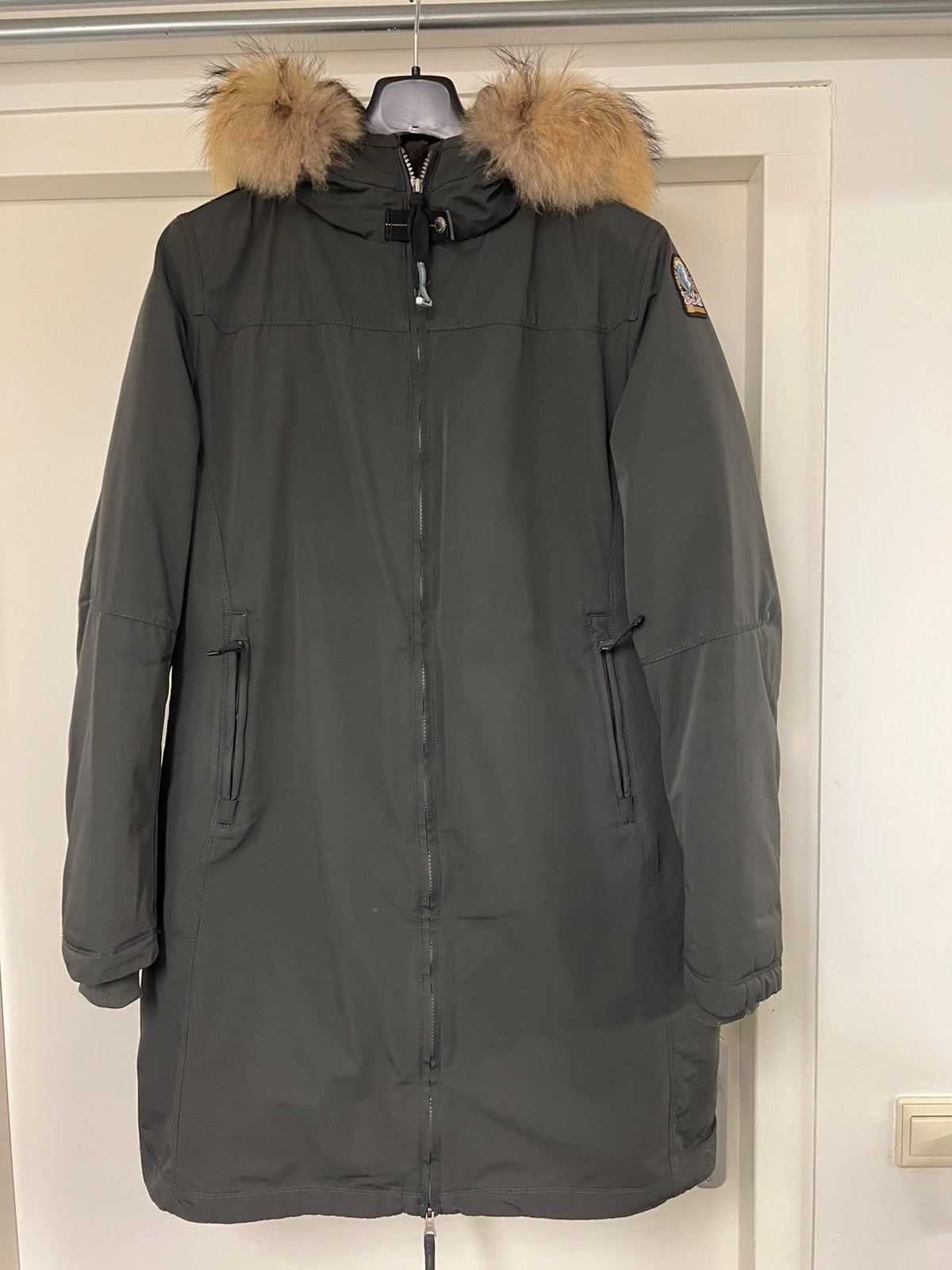 PARAJUMPERS DAMES JAS MAAT XXL NIEUWSTAAT, Kleding | Dames, Jassen | Winter, Bruin, Maat 42/44 (L), Zo goed als nieuw, Parajumpers