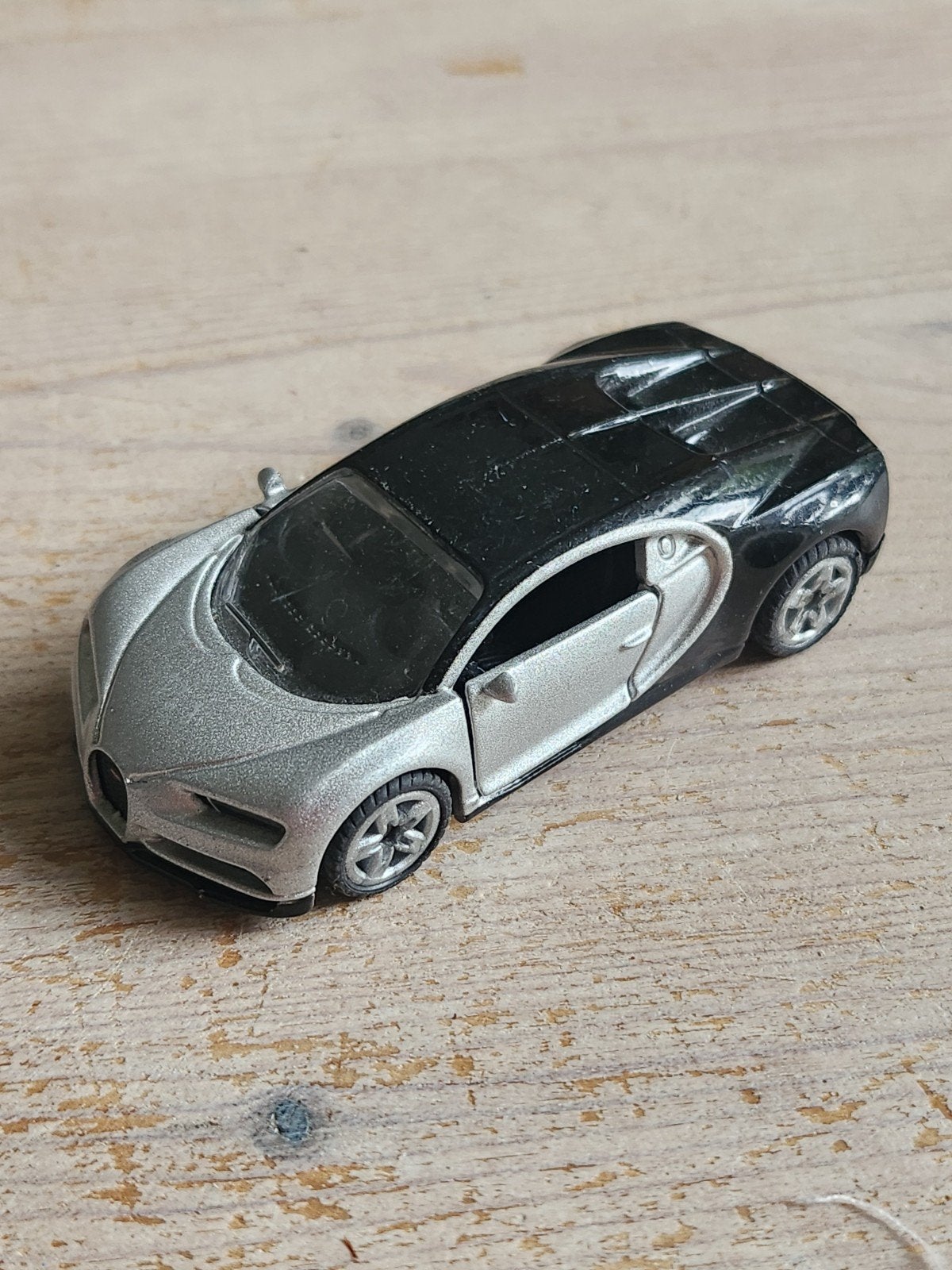 Siku Bugatti Chiron, Ophalen of Verzenden, Gebruikt, Auto, SIKU