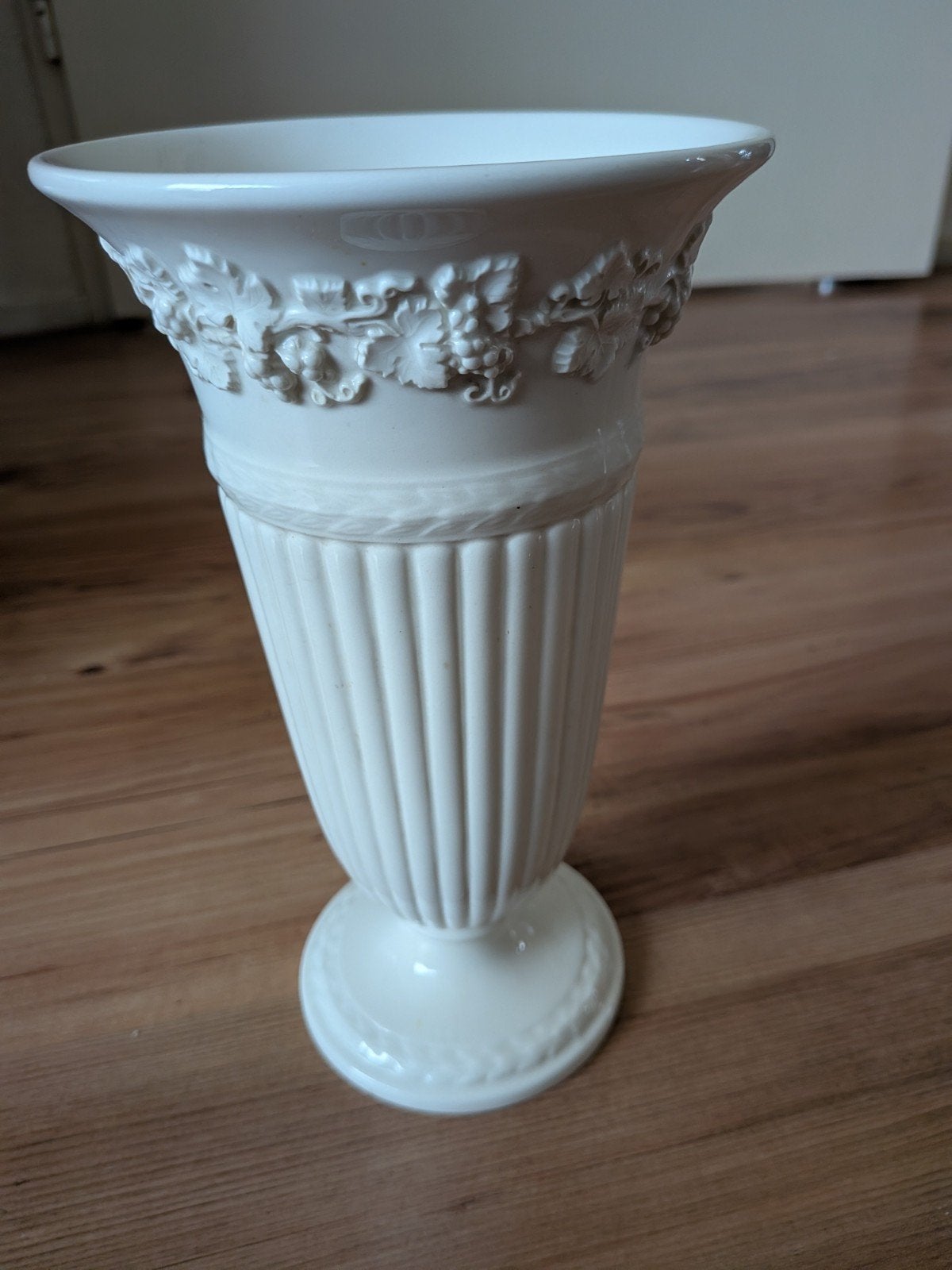 Wedgewood vaas, Antiek en Kunst, Antiek | Vazen, Ophalen of Verzenden