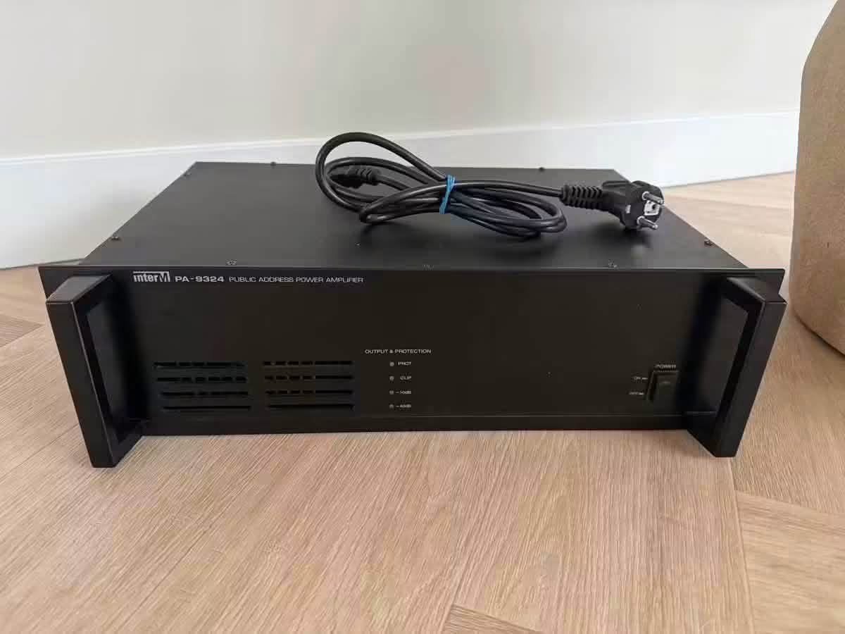 Inter-M PA-9324 professionele 100V eindversterker werkend, Ophalen, Zo goed als nieuw, 120 watt of meer, Overige merken