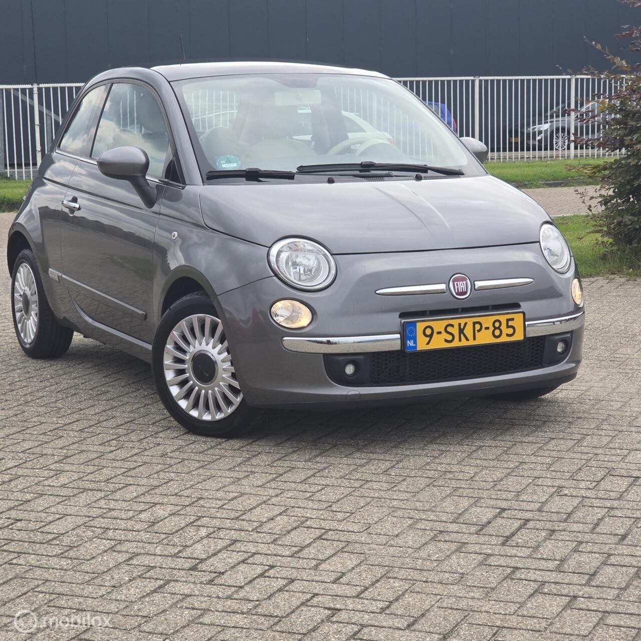 Fiat 500 0.9 TwinAir Lounge NIEUWE APK 2e eig, 86 pk, Gebruikt, 31 €/maand, Leder