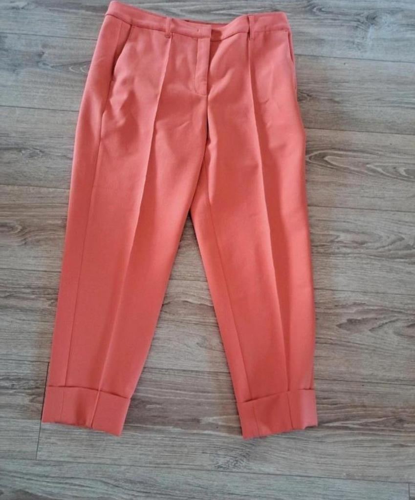 Marccain. Koraalkleurige pantalon 7/8 . Maat 44, Maat 42/44 (L), Nieuw, Ophalen of Verzenden, Lang