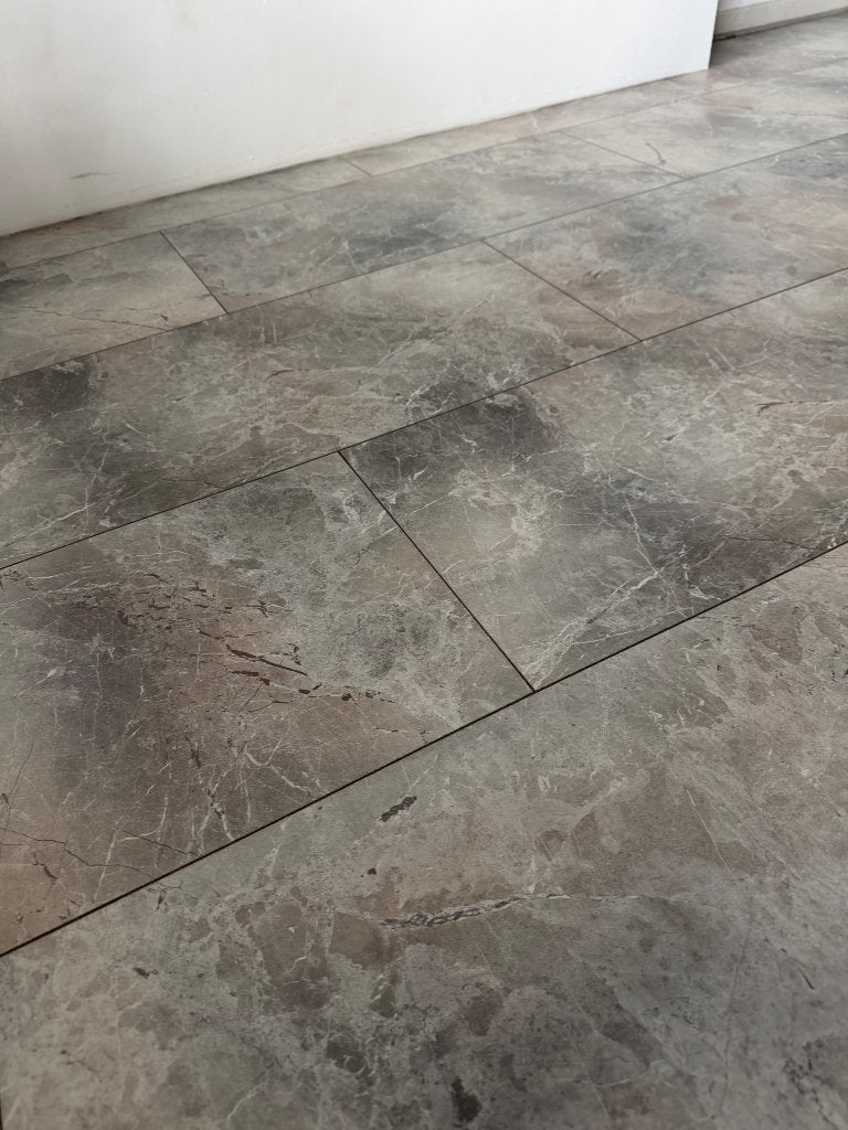 TegelLaminaat (voor vrijdag zelf eruit halen ), Ophalen, 50 tot 150 cm, Zo goed als nieuw, 10 m² of meer