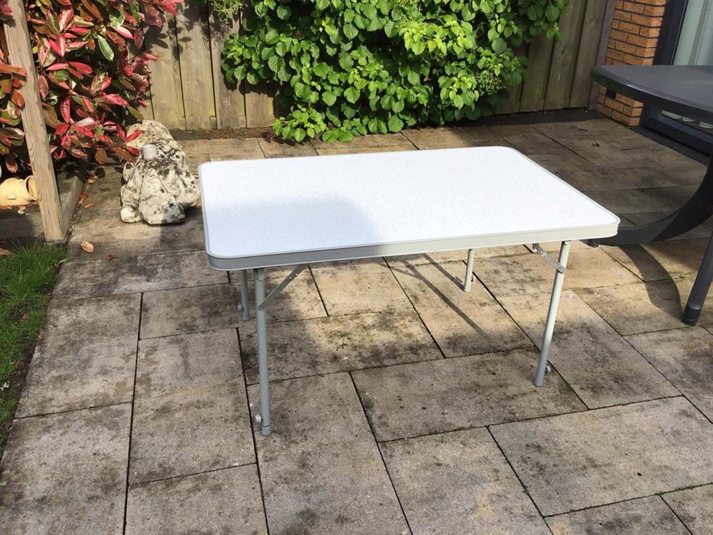 Crespo campingtafel 100/65, Caravans en Kamperen, Ophalen, Gebruikt, Campingtafel