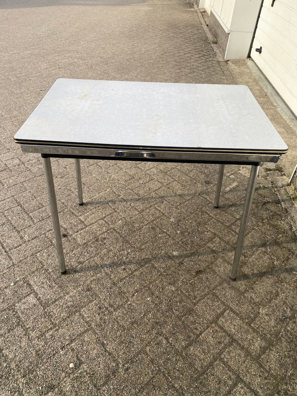 Formica tafel uitschuifbaar z.s.m. weg, Huis en Inrichting, Tafels | Eettafels, Ophalen, N.b., 50 tot 100 cm, N.b