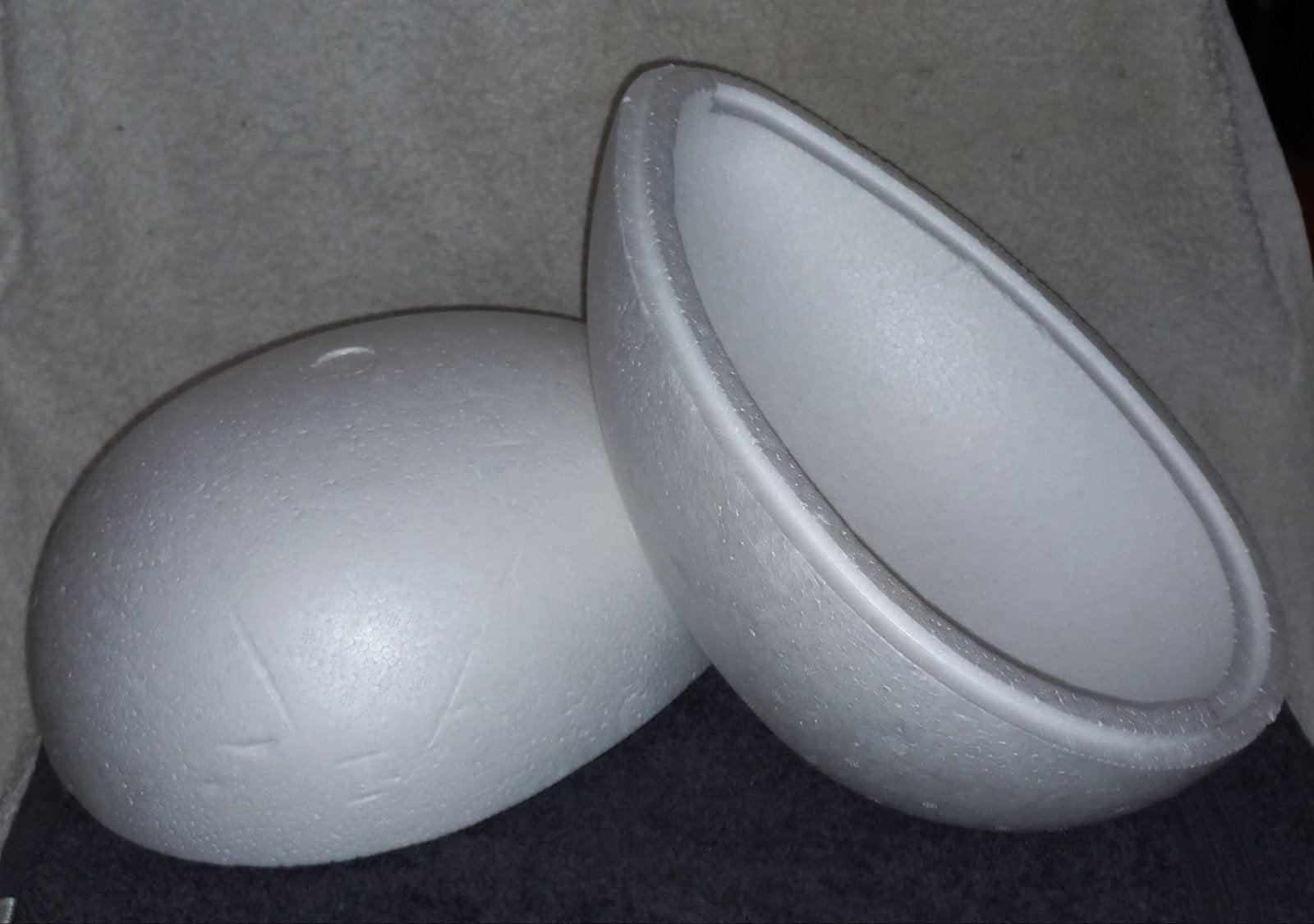 Grote piepschuim eihelften voor Pasen of decoratie, Ophalen, Nieuw, Overige materialen, Overige merken