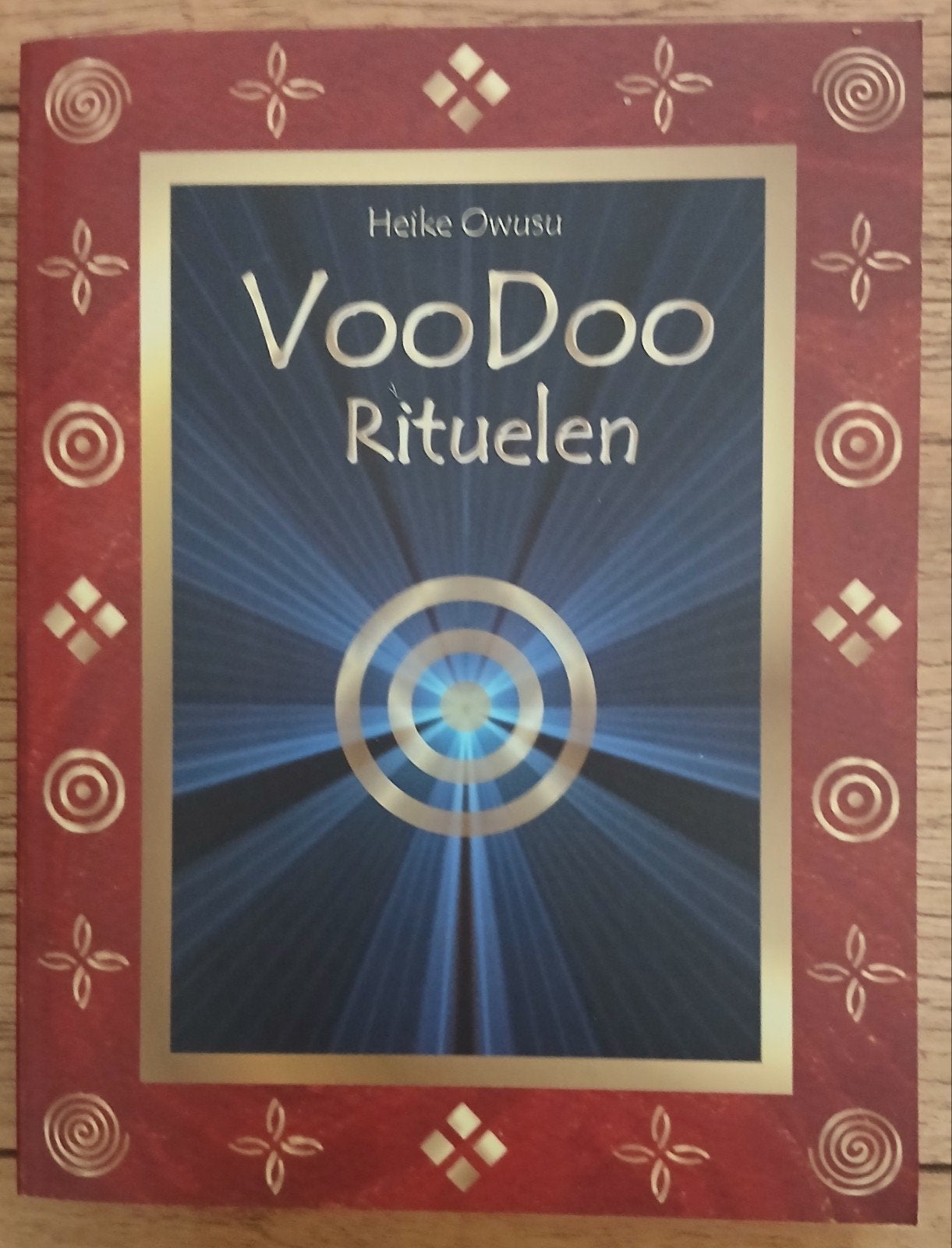 Heike Owusu, VooDoo Rituelen, Ophalen of Verzenden, Zo goed als nieuw